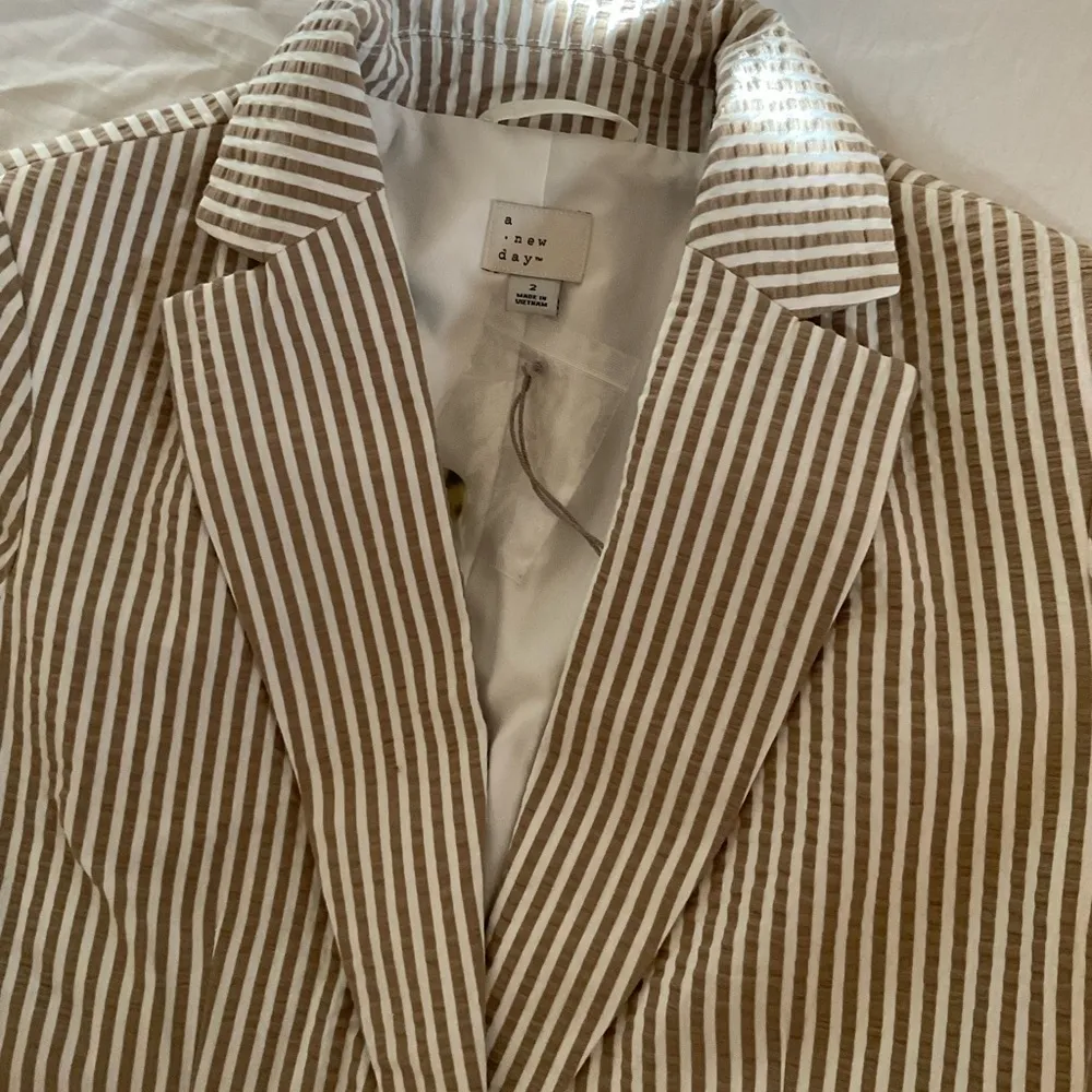 A New Day  blazer khaki and white striped size 2 - Image 5