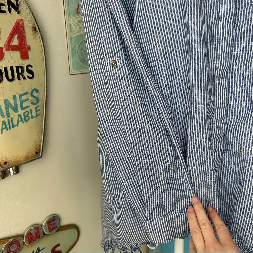 Umgee Blue and White Striped Button Down Blouse - Image 9