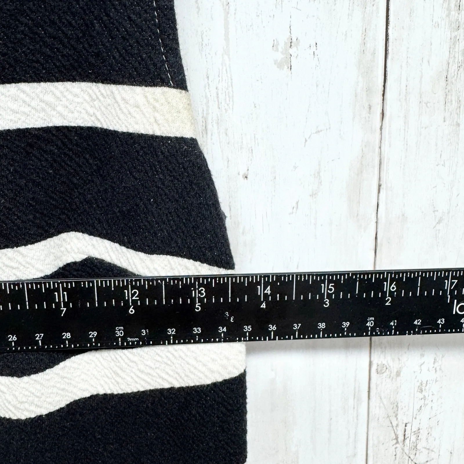 Anthropologie Top Women Size XS Black White Stripe Sleeveless Peplum Y2K Blouse - Image 5