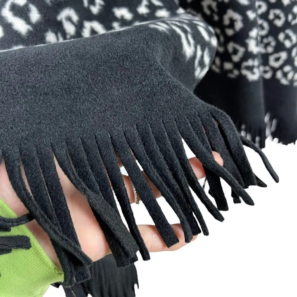 Rachel Roy Fleece Reversible Poncho Black & Ivory Leopard/Solid Black - Image 3