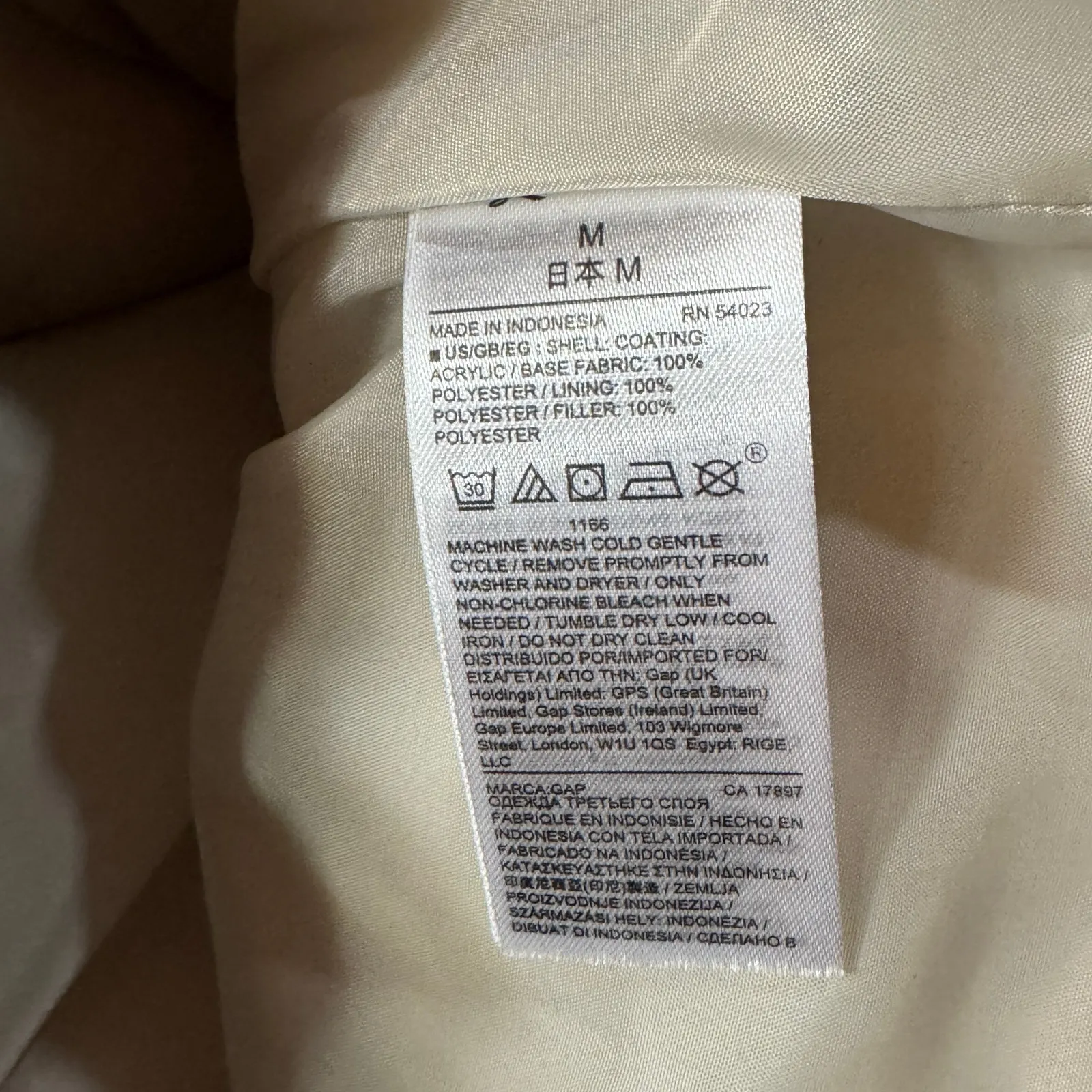 Gap Medium Quilted Vest Jacket Full-Zip Pockets Collared Lined Sleeveless New - Image 6