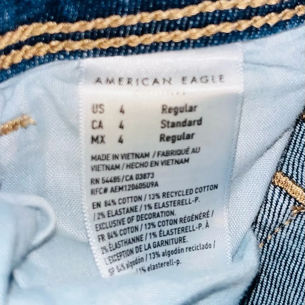 American Eagle Outfitters Cargo Kick Boot Jeans sz 4 - Image 5