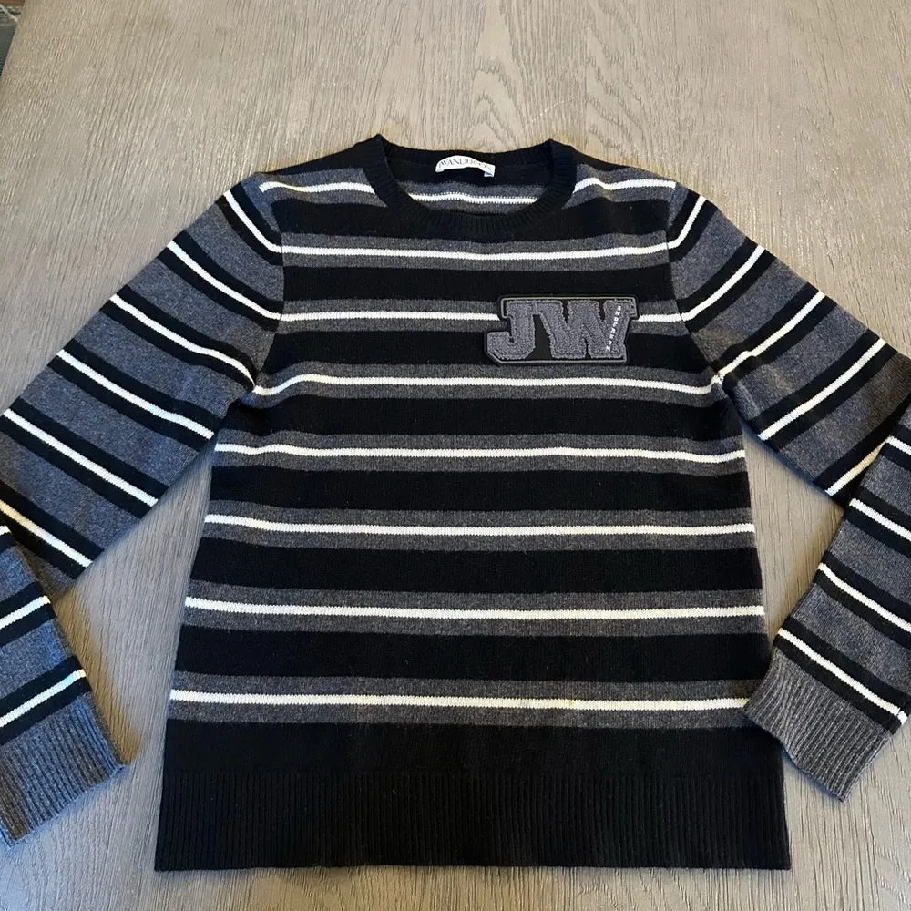 JW Anderson Logo Patch Stripe Crew Knit Gray - Image 2