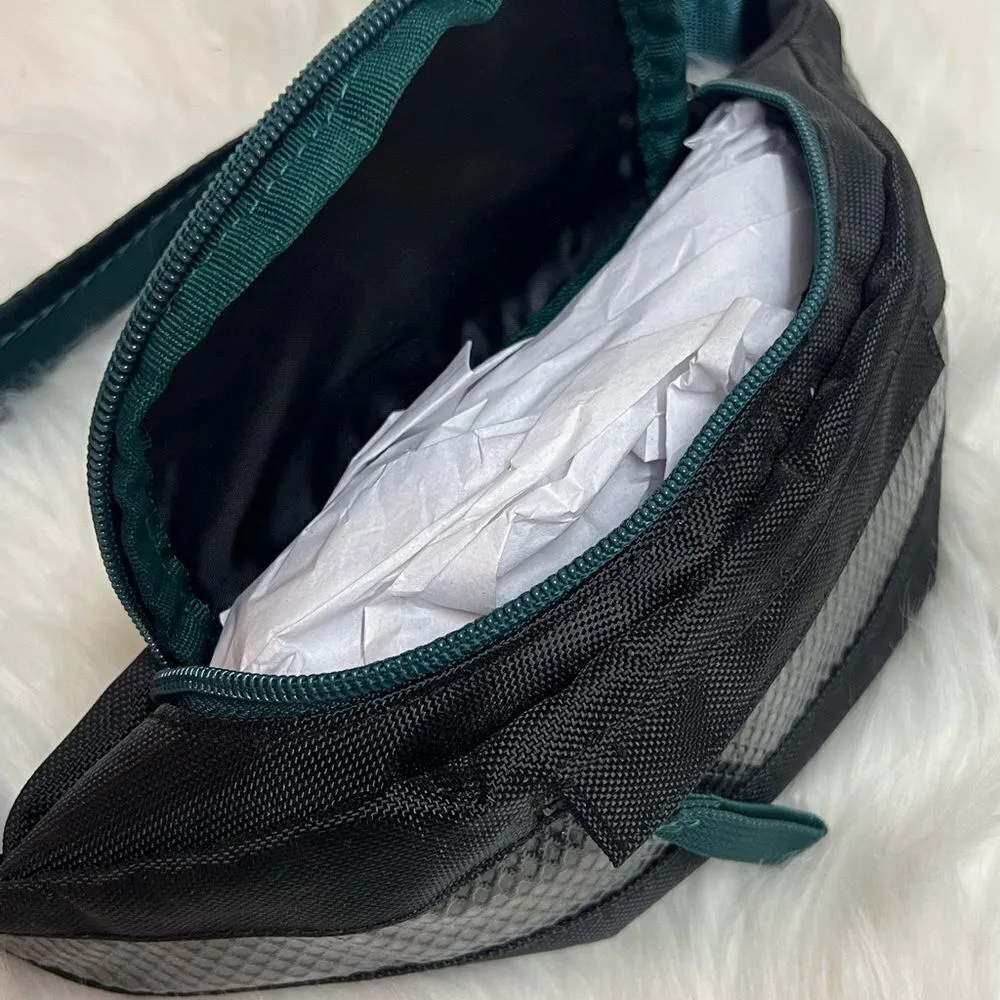 🌻 Art‎ Class Black Green Snap Fanny Pack - Image 6