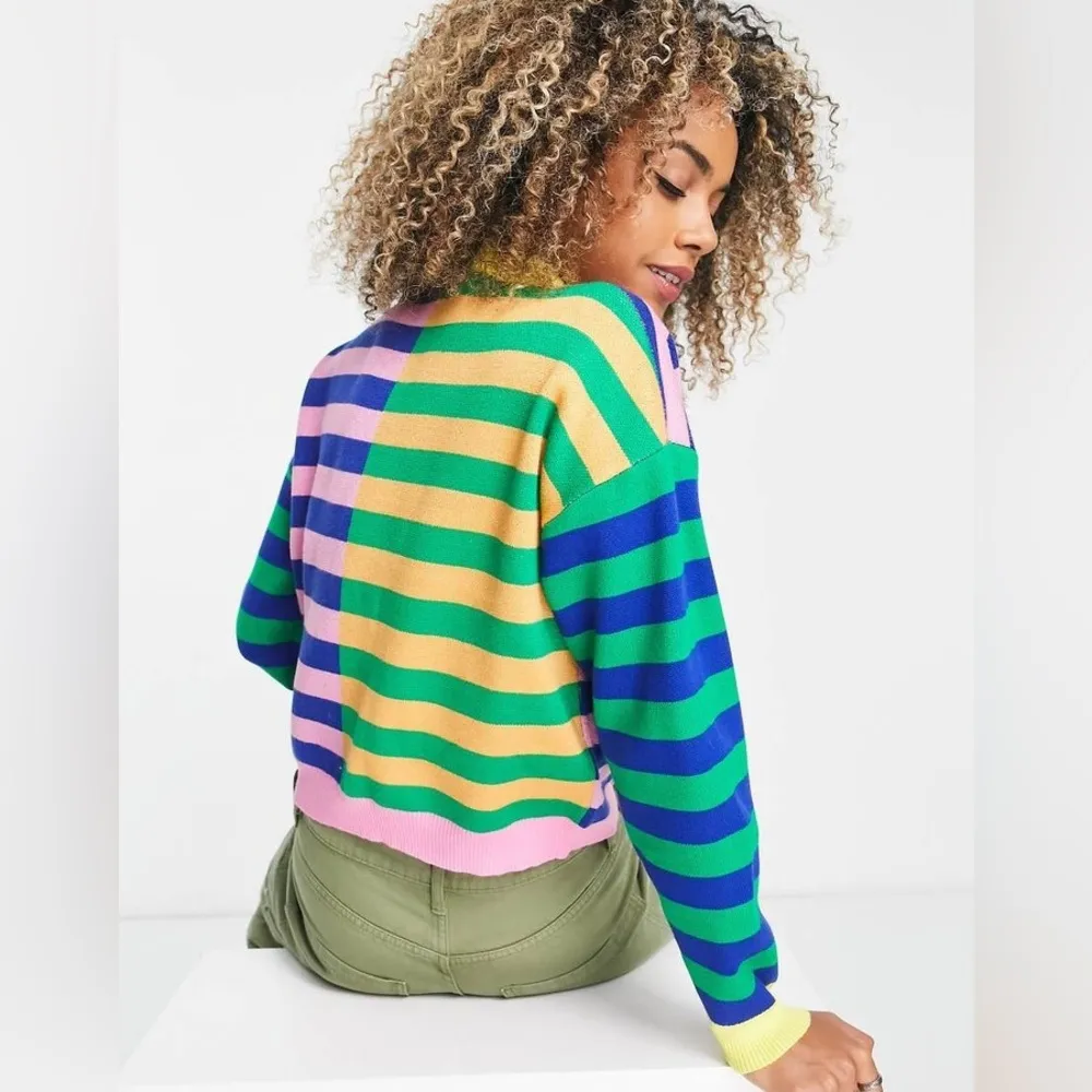 Daisy Street Women's relaxed boxy knit sweater in mix stripe print . size Large - Image 2