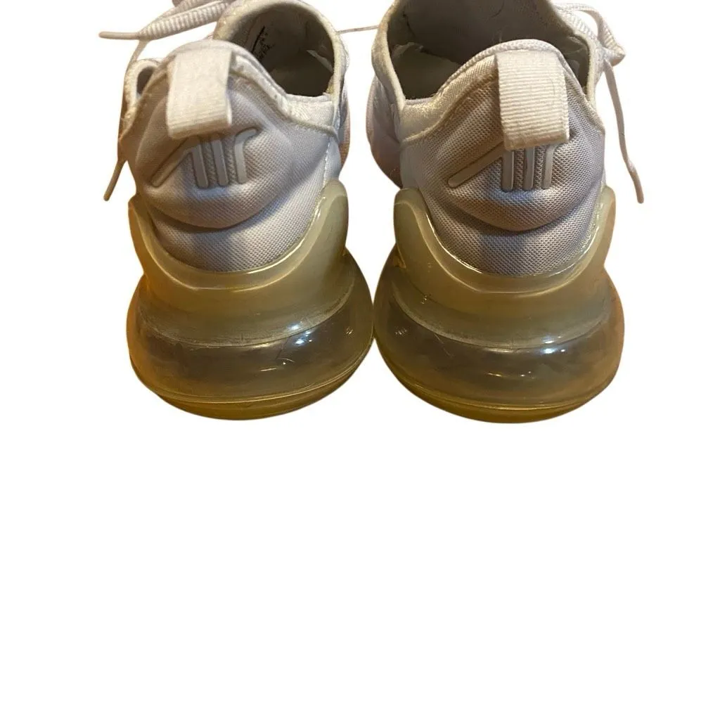 Nike air max 270 react size 8.5 some discoloration in the heel part see photos - Image 3