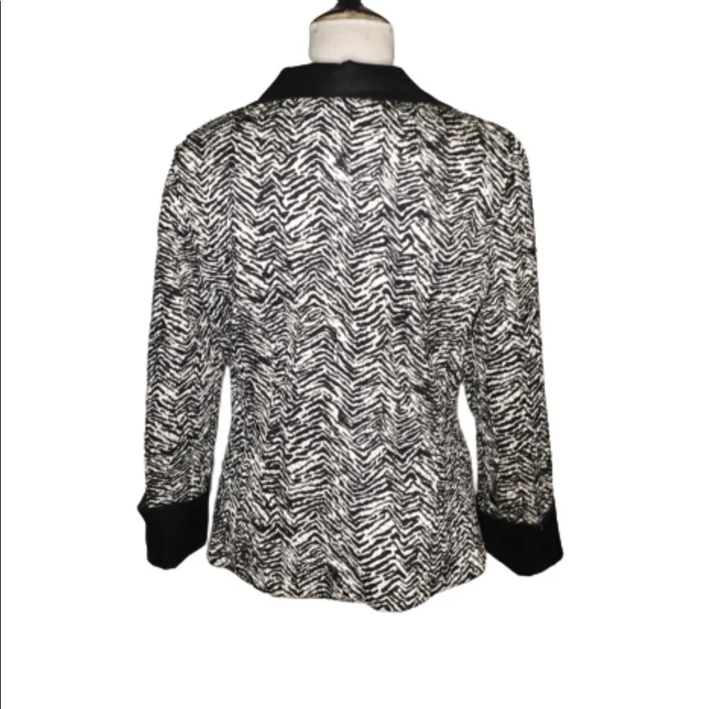 Victor Costa Vintage Zebra Print Satin Notched Collar Zip Blazer 8 Black - Image 2