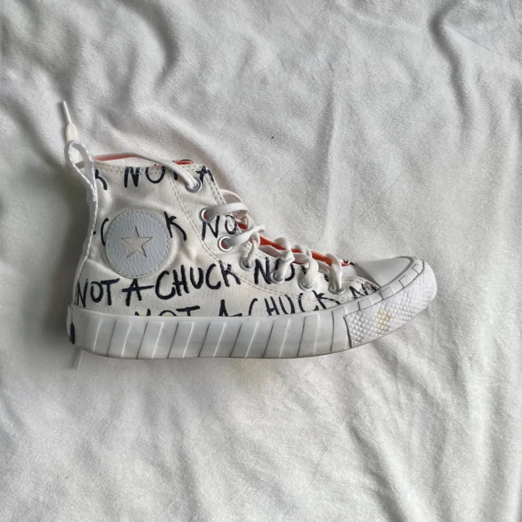 Converse Chuck Taylor white orange and black high tops - Image 12
