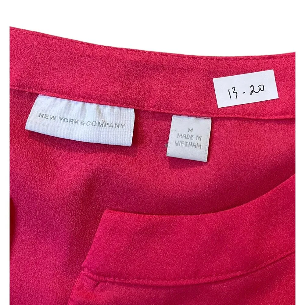 New York & Company Pink Split Crew Neck Short Sleeve Women's Top Size M | 13 - Image 3