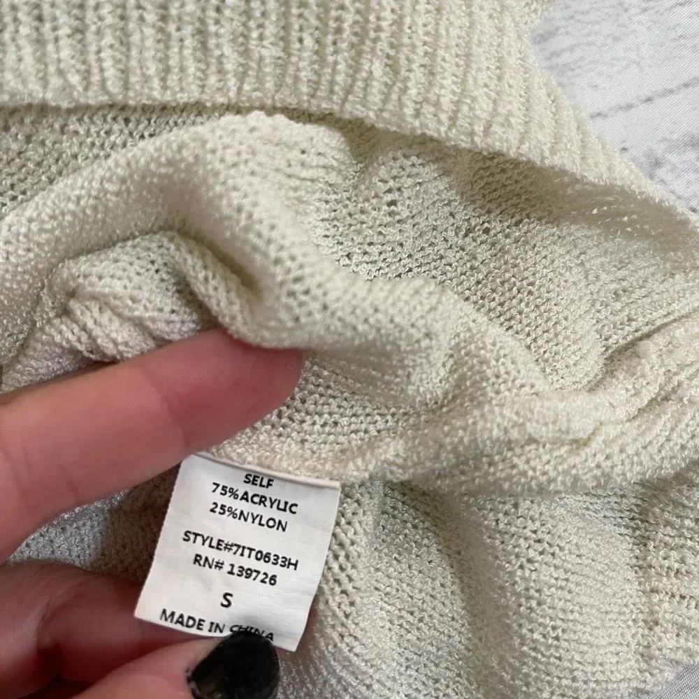 Women’s Honey Punch white sheer star print hooded sweater S - Image 6