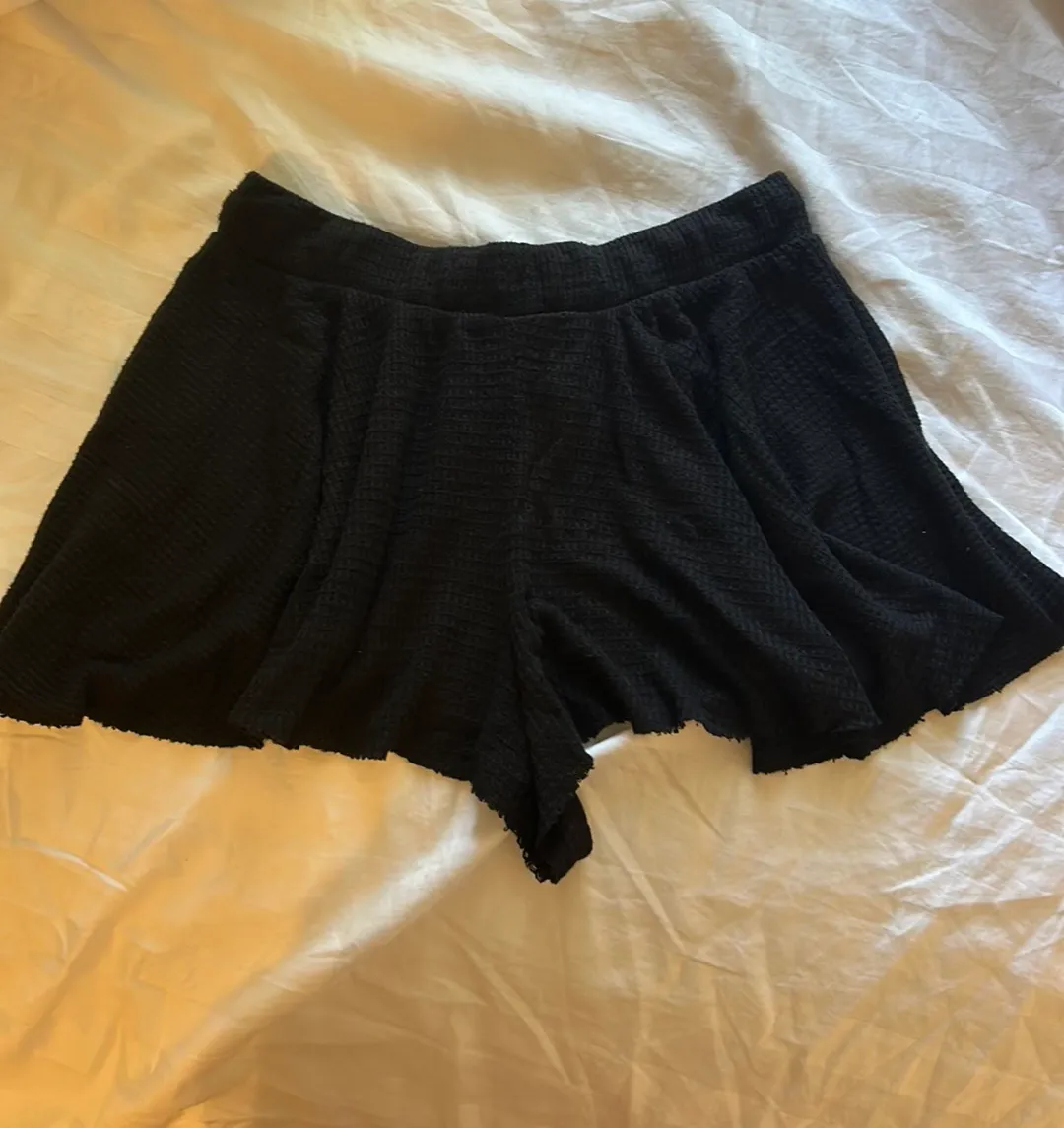 Flowy Shorts - Image 2