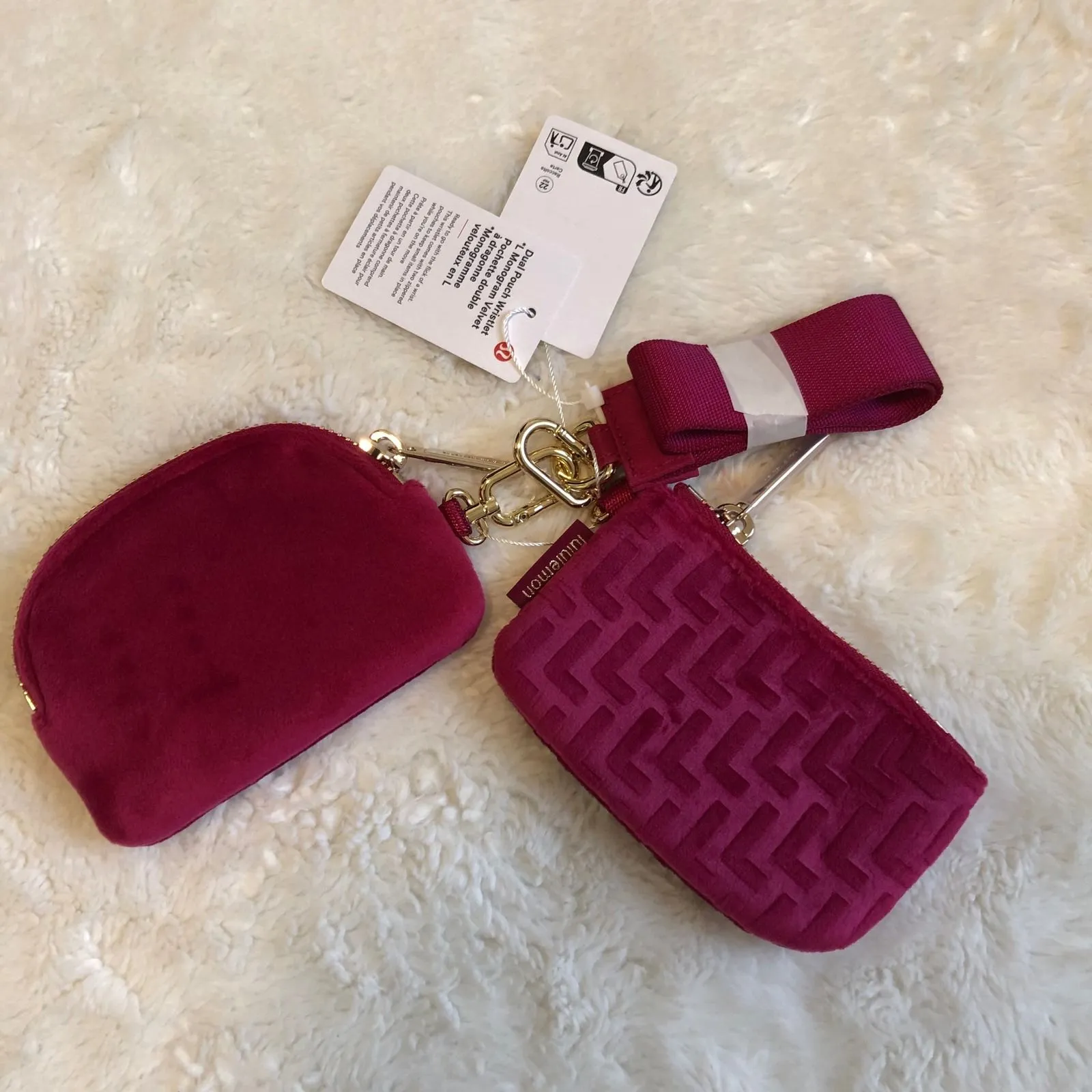 Lululemon Dual Pouch Wristlet L Monogram Velvet Berry Rumble Wristlet NWT - Image 4