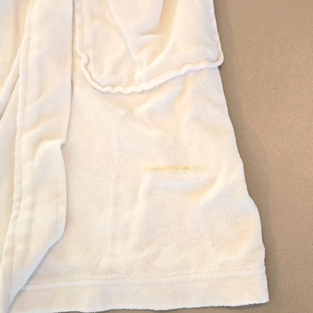 Ralph Lauren White Hooded Robe With Pink Horse Logo - Image 4