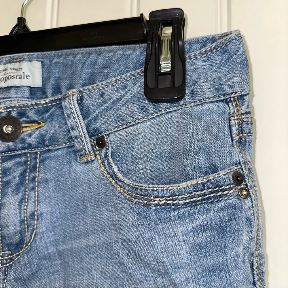 Aeropostale light wash mid rise straight leg jeans women 7/8 - Image 4