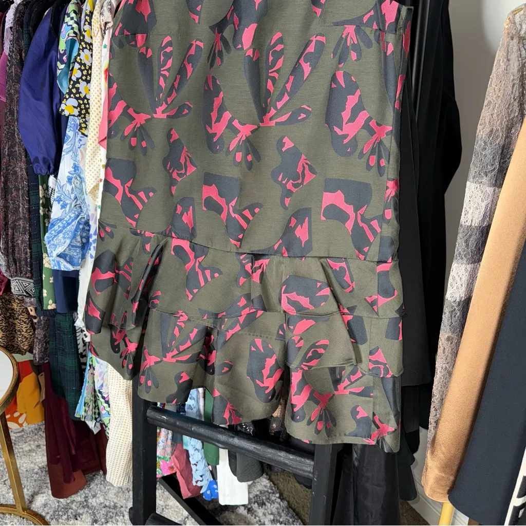 Banana Republic Jigsaw Jacquard Drop-Waist Ruffle Mini Dress Black Pink - Image 4