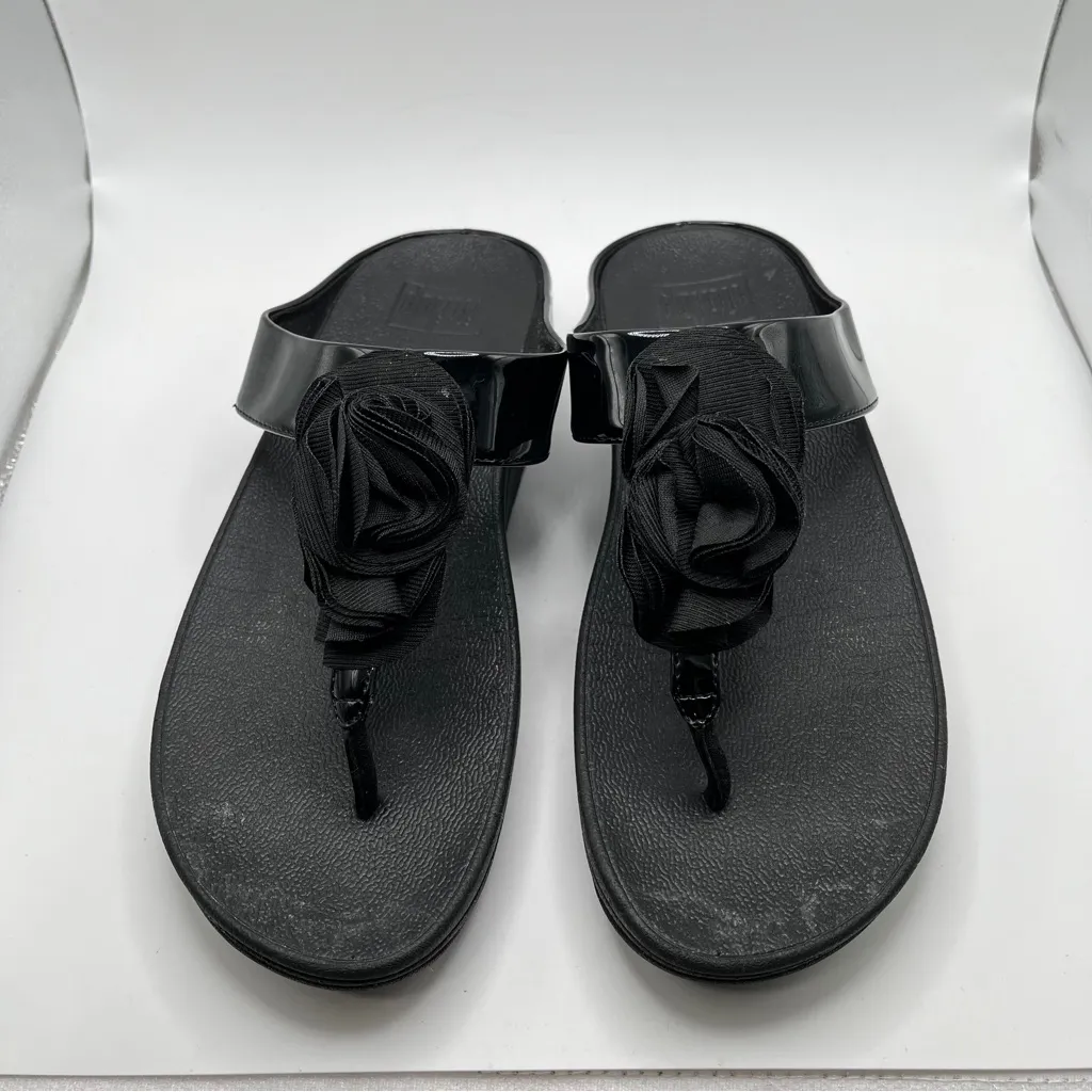 EUC FitFlop Florrie Toe-Post Sandals size 8 black comfort slip on orthopedic - Image 2
