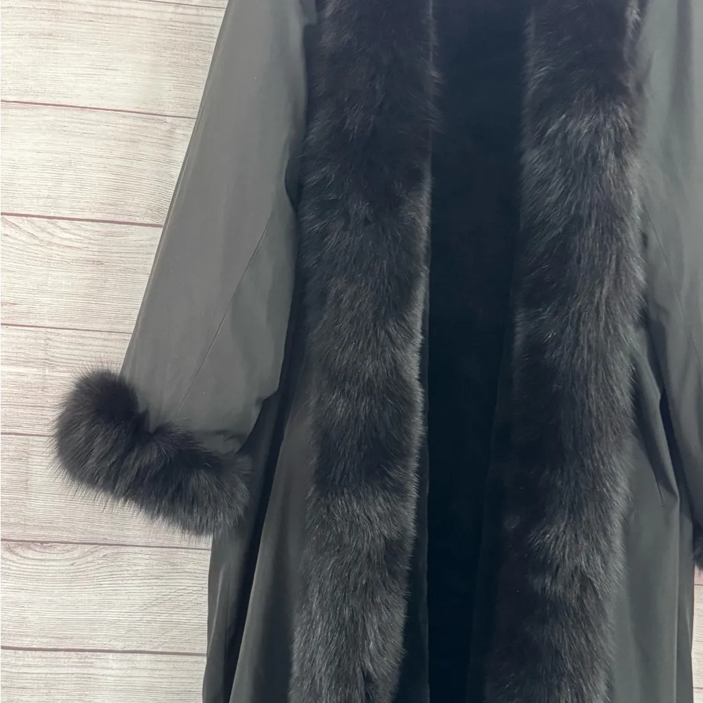 Marvin Richards Black Robe with Faux Fur Trim - Image 4