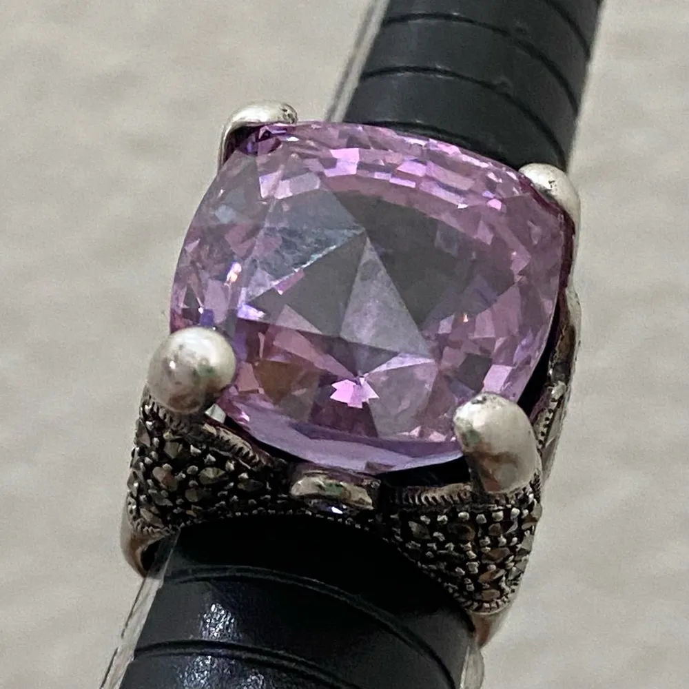 Vintage Amethyst Purple & Marcasite 925 Sterling Silver 16mm Cocktail Ring Sz 8 - Image 6