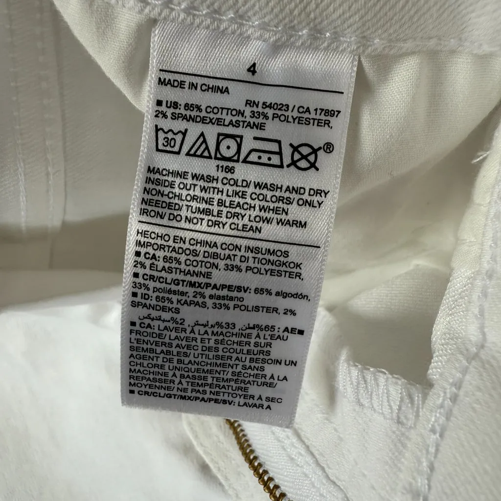 Old Navy white mid rise denim cuffed jean shorts with pockets women's size 4 - Image 8