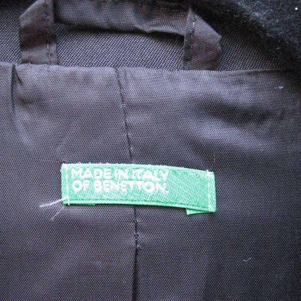 NWOT Black Classic 4 -Button Blazer Jacket Italy - Image 6