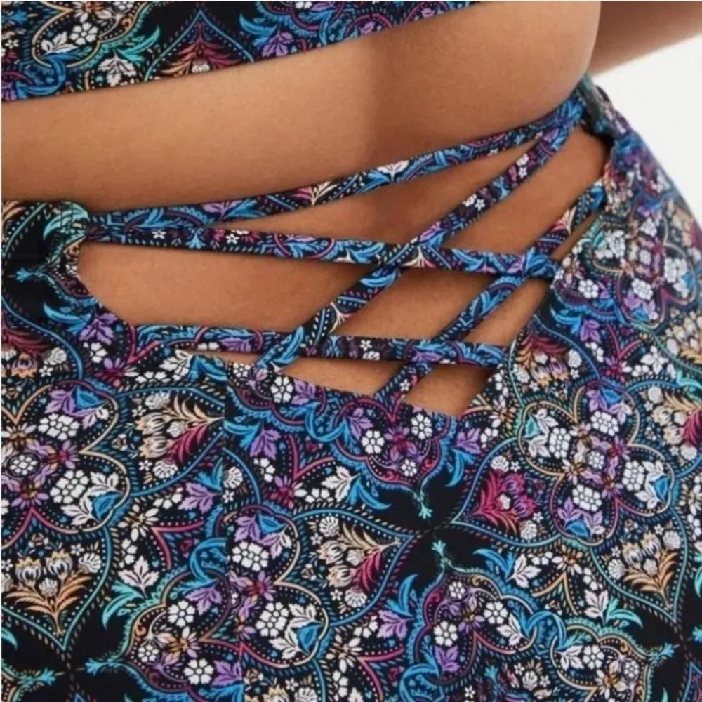 Torrid Medallion Strappy Bikini Bottoms Size 3X NWT - Image 6