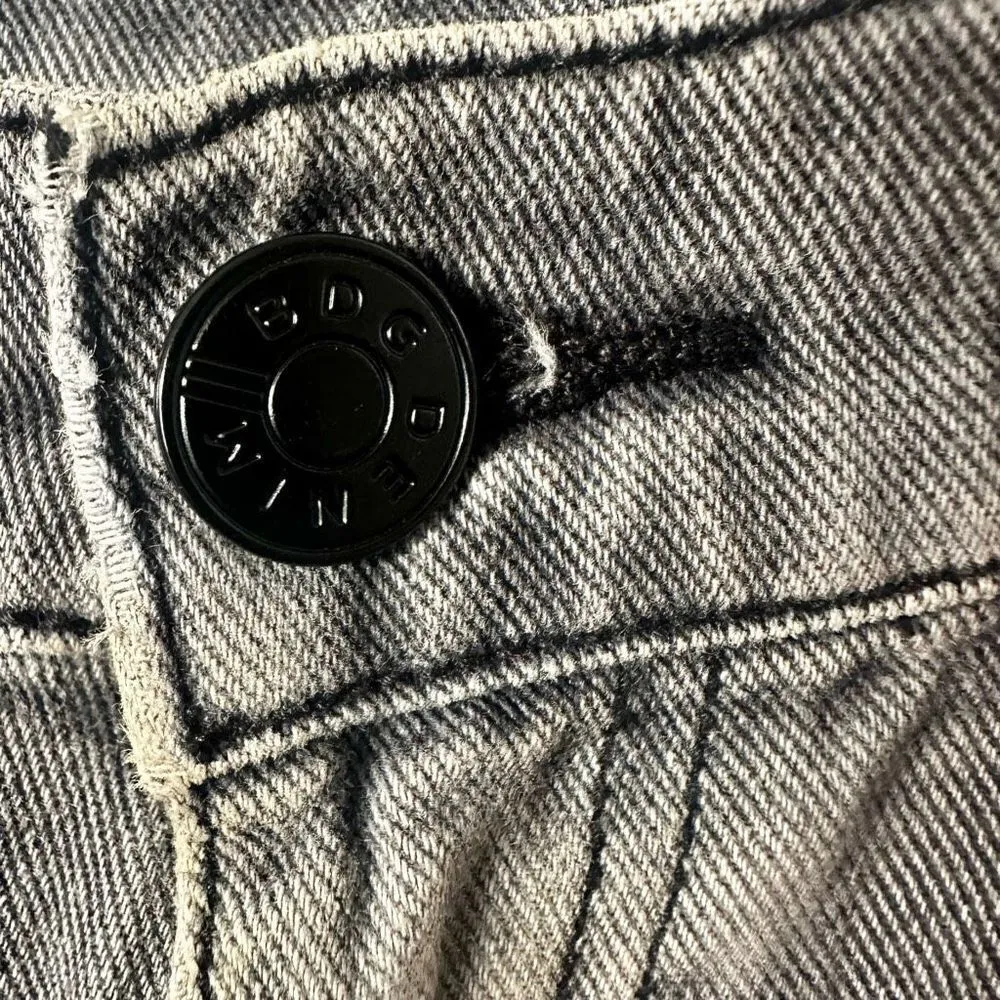 BDG light grey mom high rise jeans - Image 8