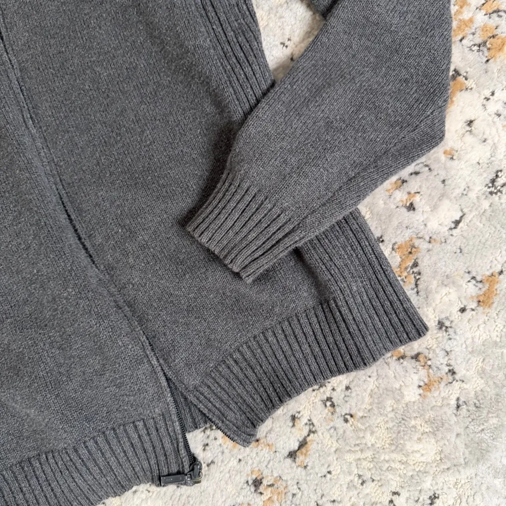 Calvin Klein Jeans Charcoal Knit Sweater - Image 5