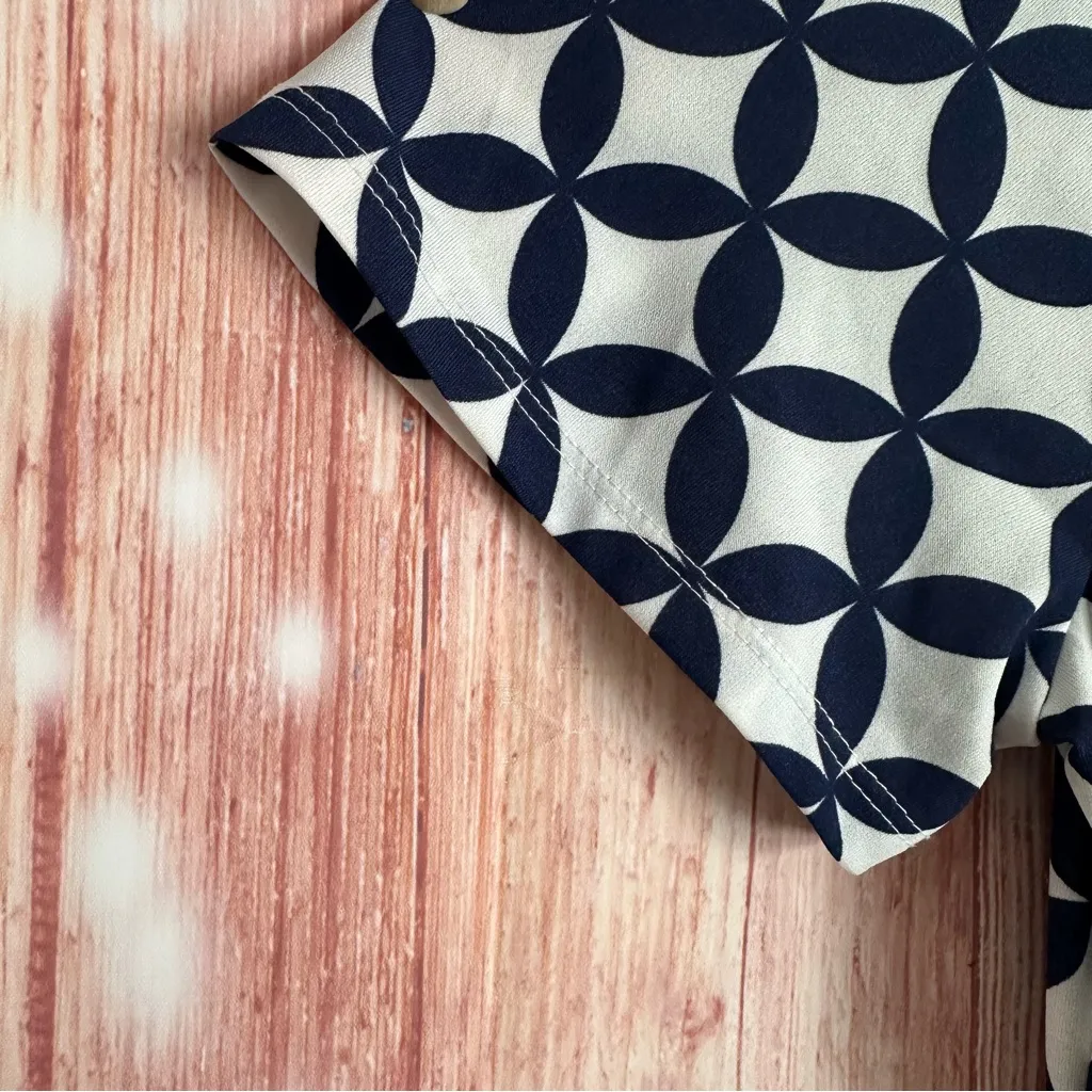 By Design Blue Retro Geo Print Mallory Short Sleeve Faux Wrap Dress Sz L - Image 8