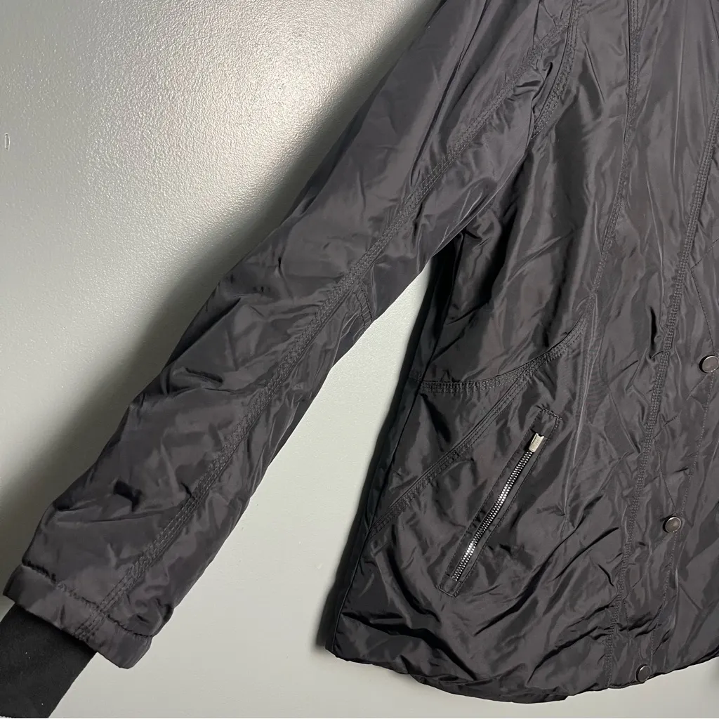 Obermeyer Payge Thermore Ski Jacket Black Hooded Insulated Winter Women’s Size 8 - Image 4