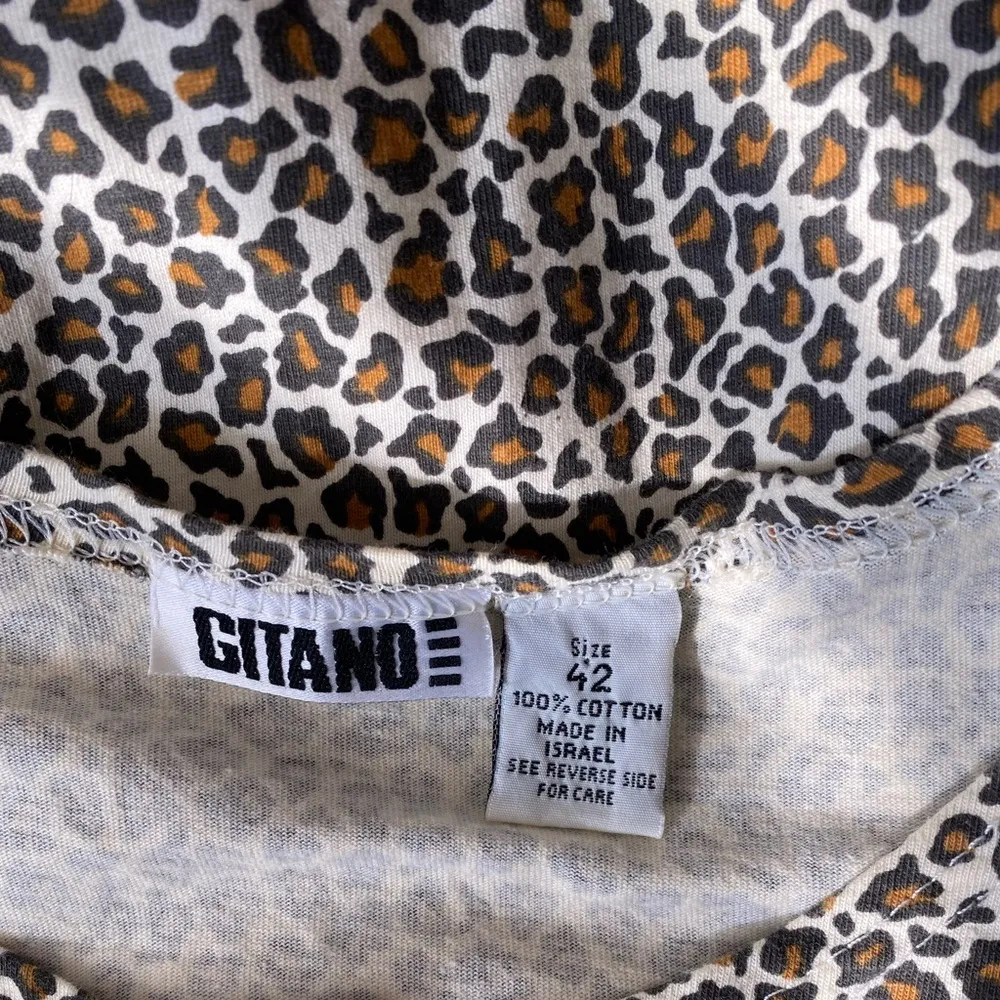 Gitano Leopard Print Shoulder Pads Cuffed Sleeve T - Image 4