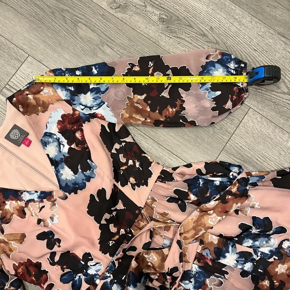 Vince Camuto Dress - Image 8