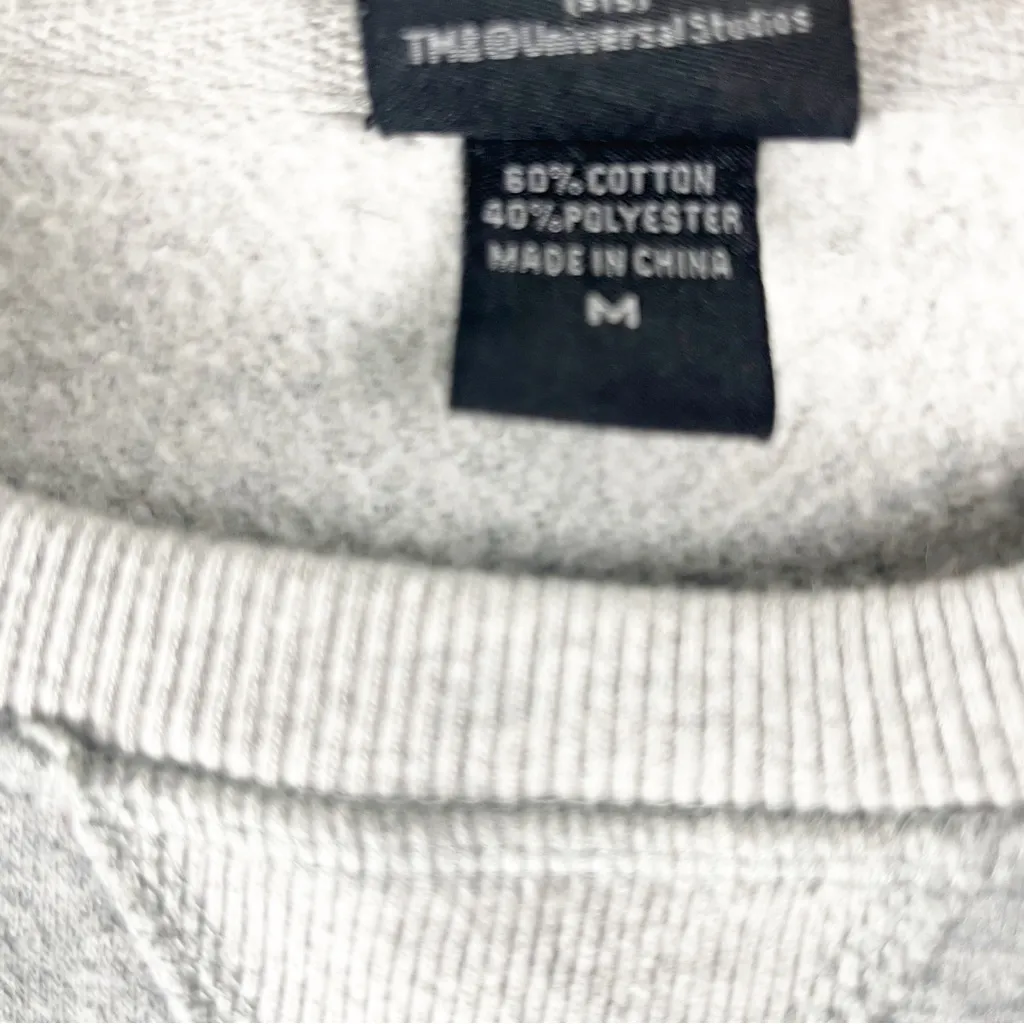 UNIVERSAL STUDIOS Wizarding World Of Harry Potter Gray Gryffindor Sweatshirt Size M - Image 4