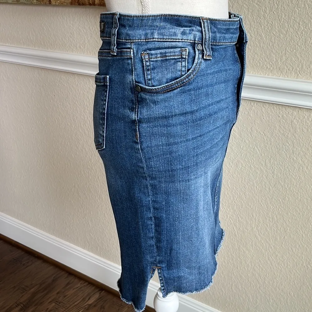 Kut From The Kloth Connie Skirt Size 0 - Image 4