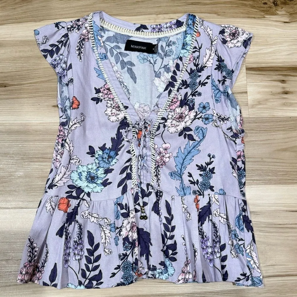 MinkPink Lavender Love Floral Lace Up Top Blouse Women’s XS - Image 3