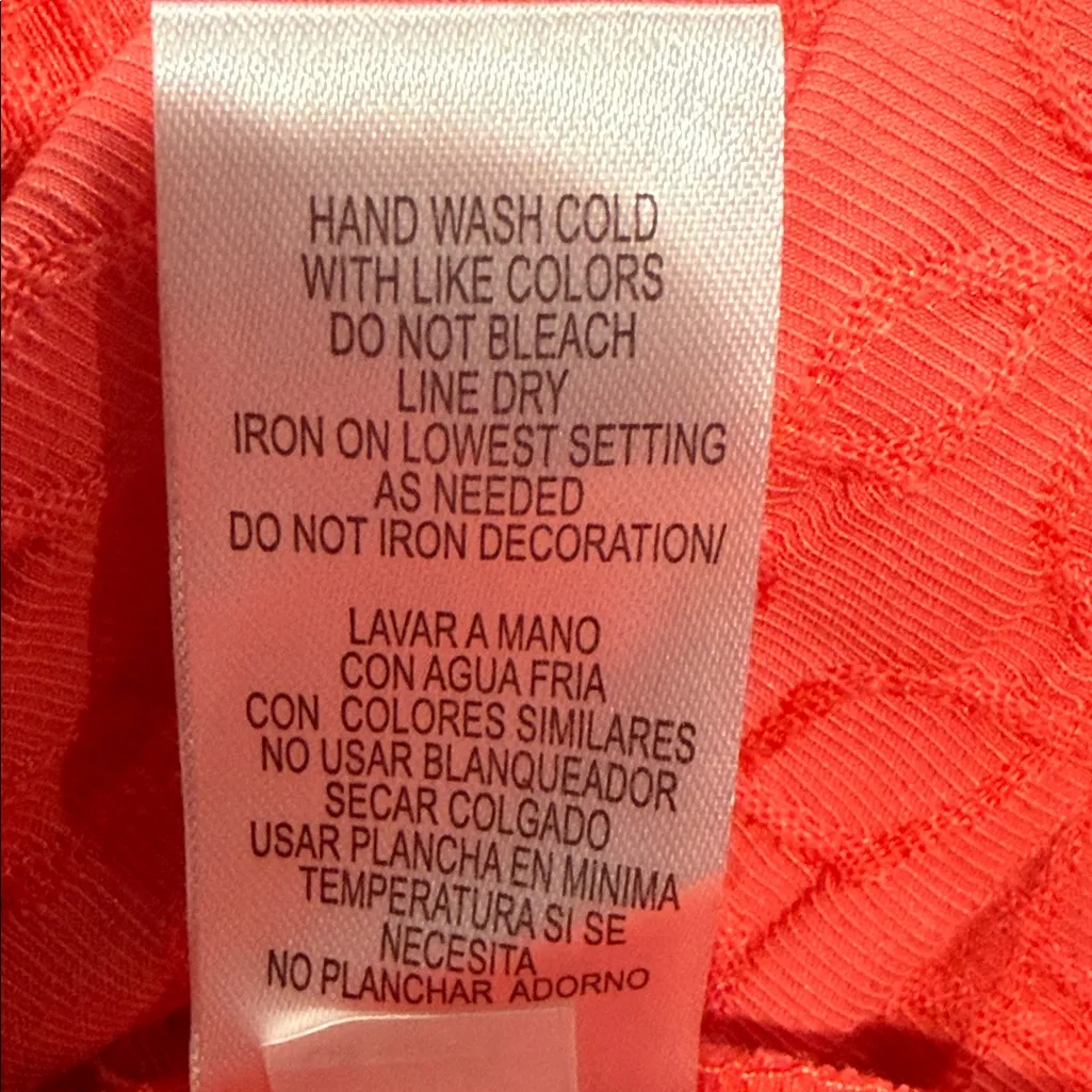 Sandra Darren  Vibrant Red Patterned Dress - Image 15