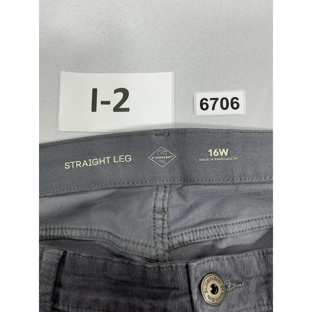 Womans Excellent Condition St John’s Bay Straight Leg Courdory Pants 16 W Gray - Image 3