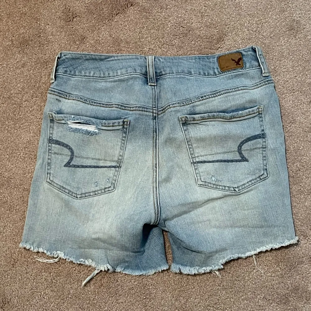 American Eagle Tomgirl Distressed Stretch Midi Denim Short - Image 2