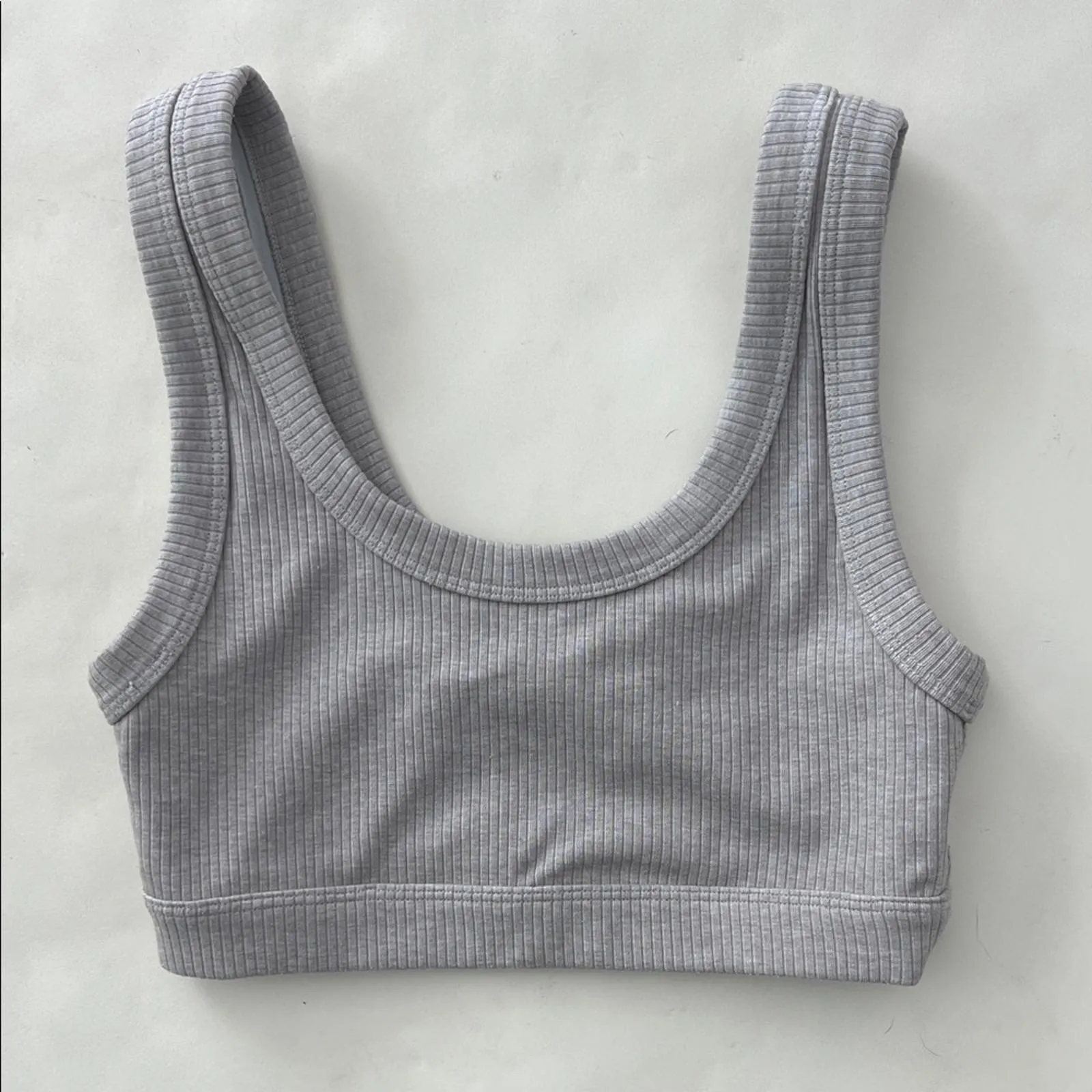 Alo Yoga Wellness Bra in Heather Gray Size XS $89 [COPY] - Image 3
