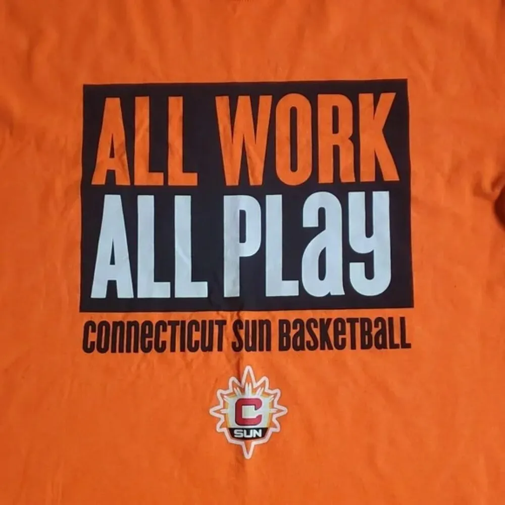 Gildan Connecticut Sun WNBA Basketball Short Sleeve Graphic Tee - Image 2