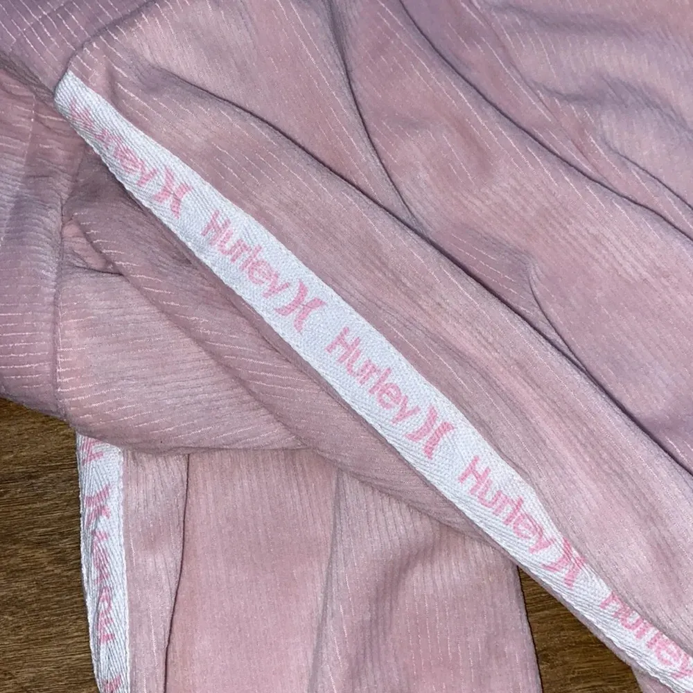 Hurley pink joggers size medium - Image 5