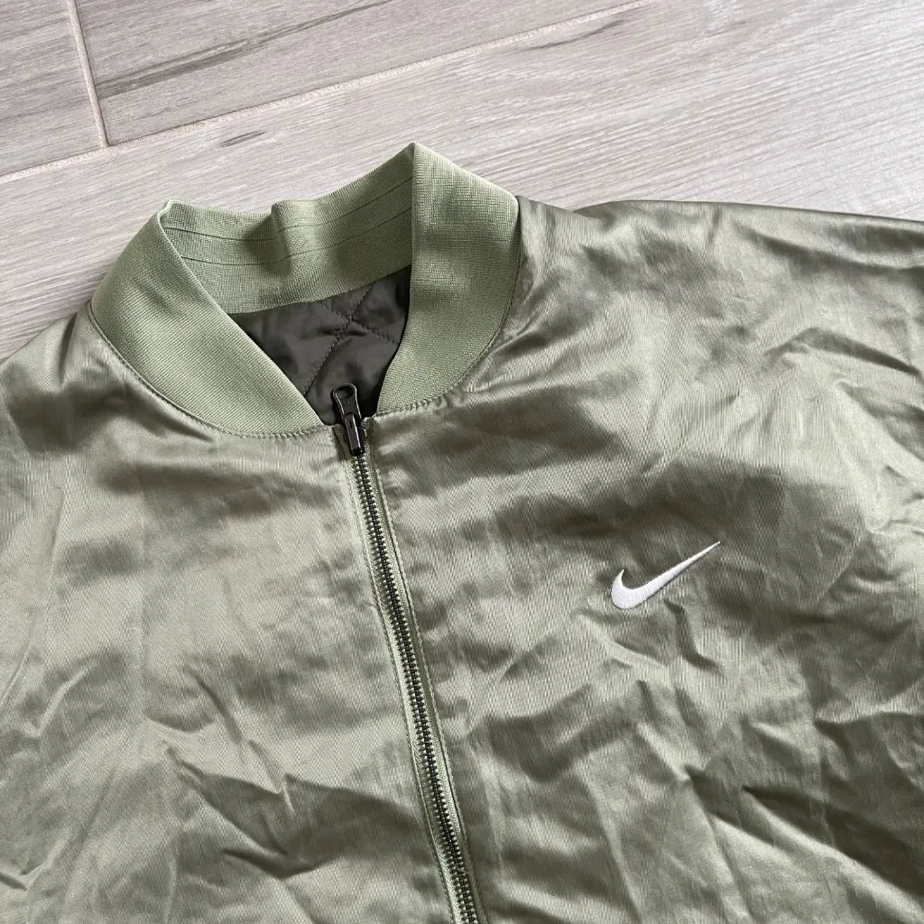 NEW NIKE REVERSIBLE GREEN BOMBER JACKET SZ XL - Image 6