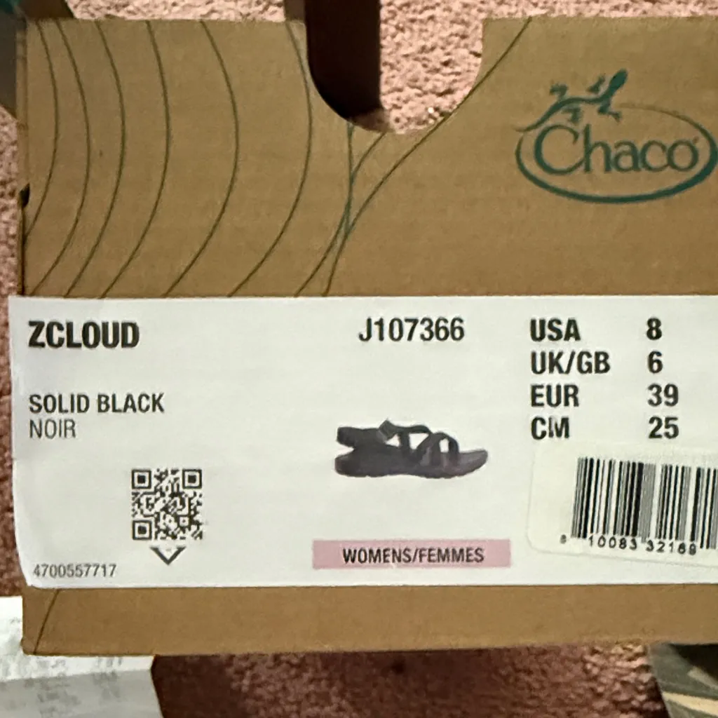 Chaco Black Adventure Sandals - Image 3