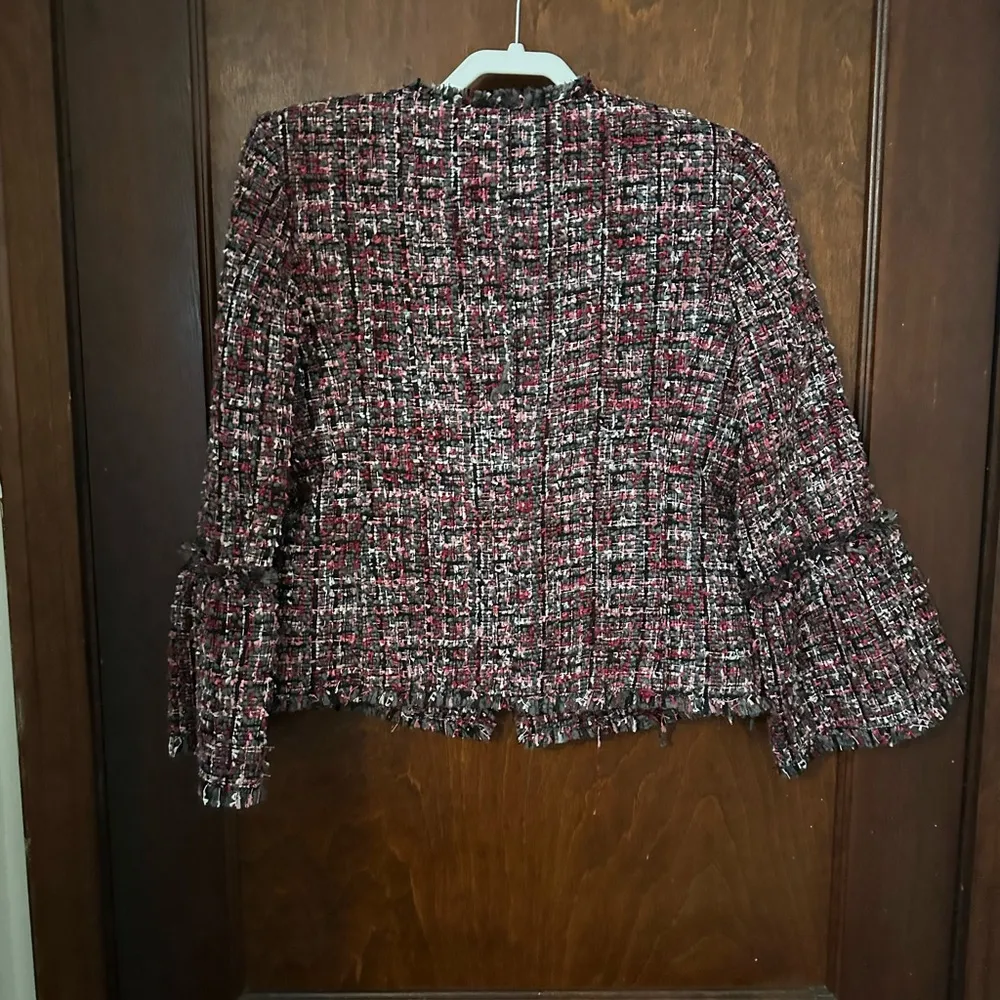 Ann Taylor NWT  Tweed Flare Sleeve Ruffle Cuff Blazer Open Front Jacket Size 2 - Image 3