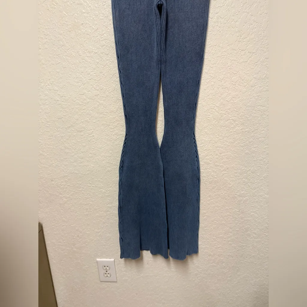 Manière De Voir Blue Ribbed Knit Flare Pants Size Medium - Image 9