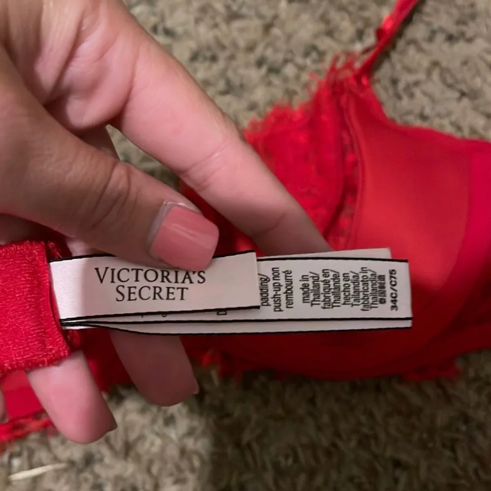 VS dream angel push up bra with no padding, 34C - Image 10