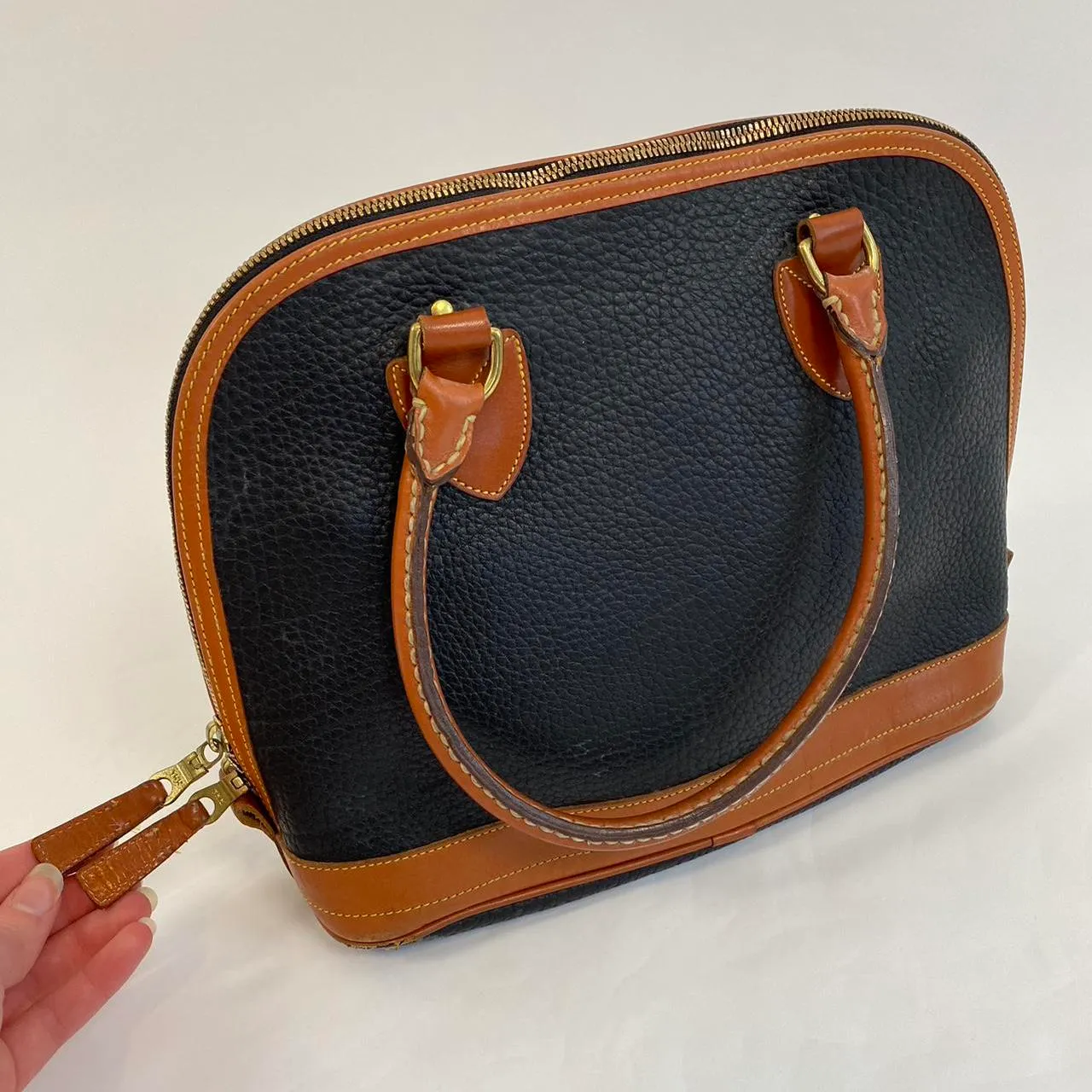 Dooney & Bourke  Vintage Leather Purse - Image 3