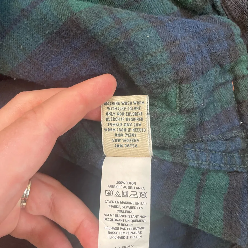 L.L. Bean women’s Relaxed Fit Plaid Jacket sz Medium Green - Image 8