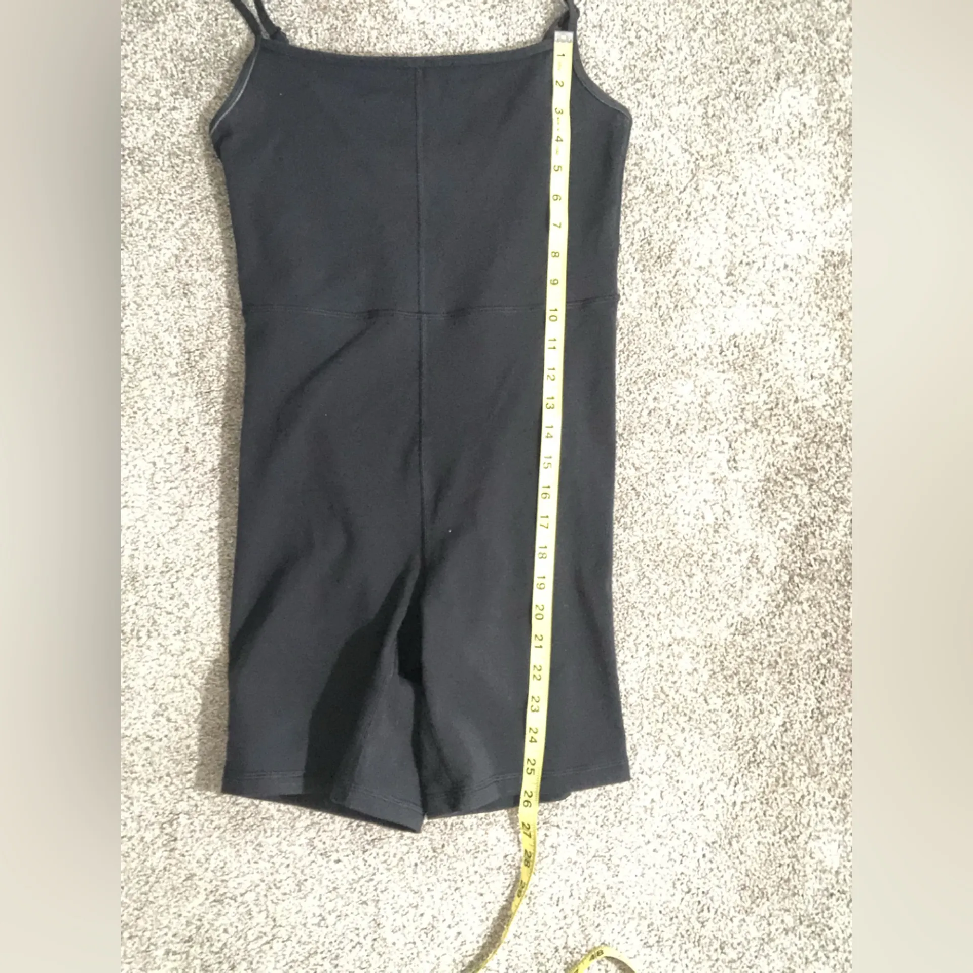 Wilfred Free Aritzia Freestyle 7” Romper Athletic Shortall in Black Size Small - Image 14