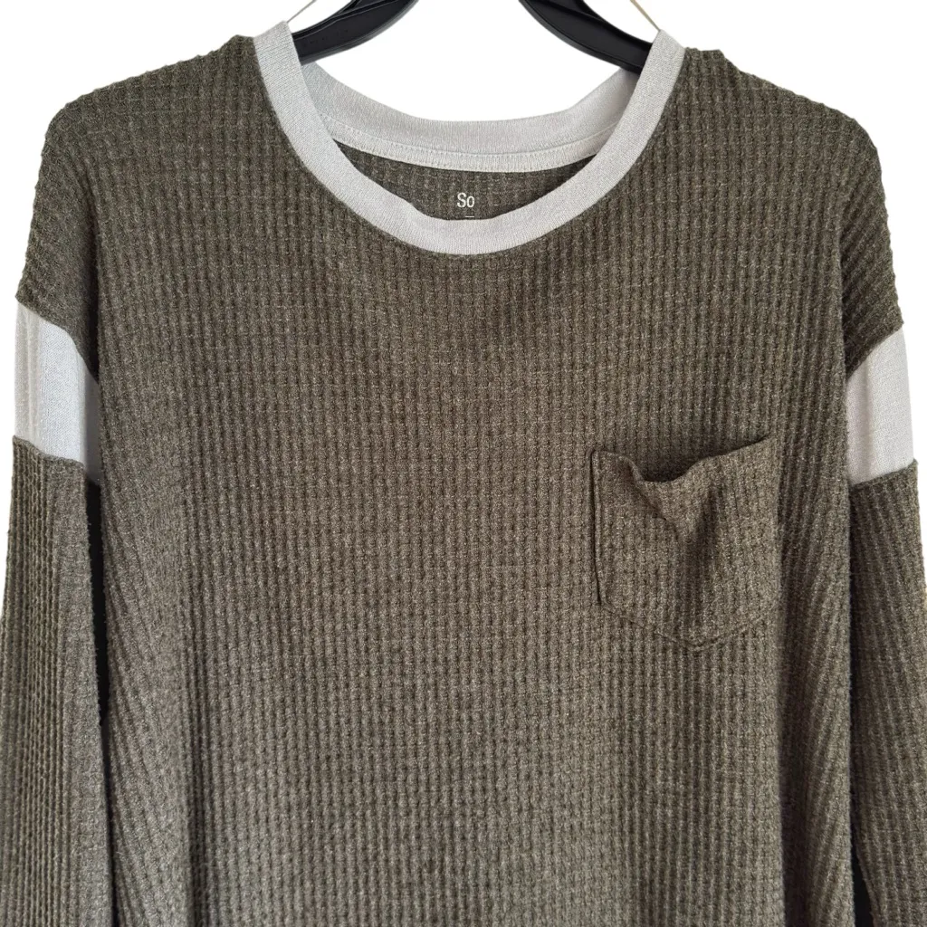 Waffle Knit Varsity Cozy Top Crewneck Long Sleeve Medium Women’s Casual SO Green - Image 3