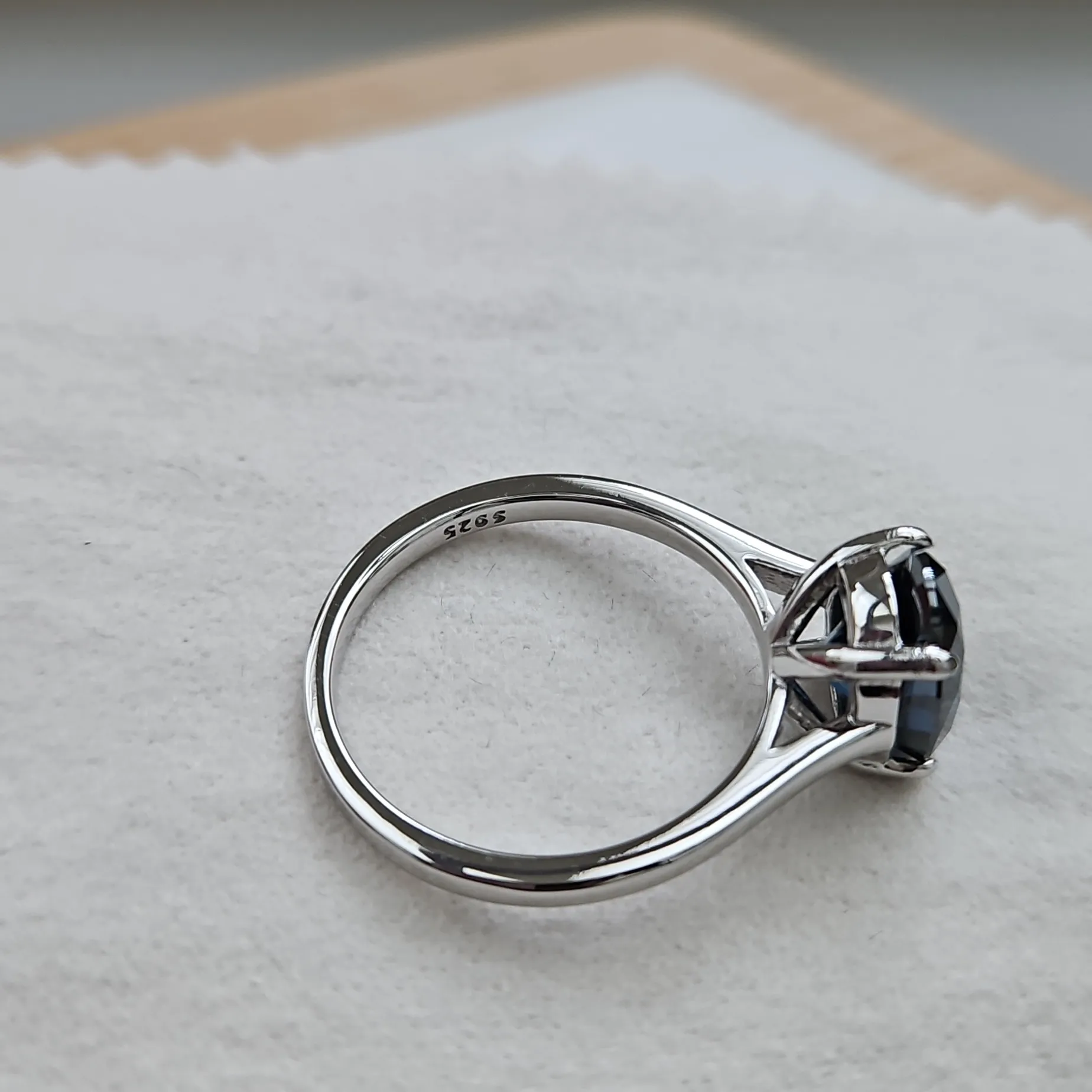 3ct Oval Royal Blue Moissanite Ring. Size 7.25 - Image 6